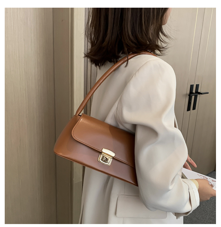 Women's Medium Pu Leather Solid Color Vintage Style Classic Style Lock Clasp Handbag display picture 29