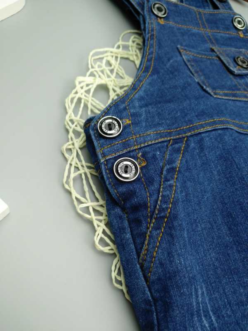Quần yếm nam denim mới 1-2-3 tuổi 4 trẻ em xuân hè quần tây nữ quần jeans bé gái thủy triều quần áo trẻ em nam