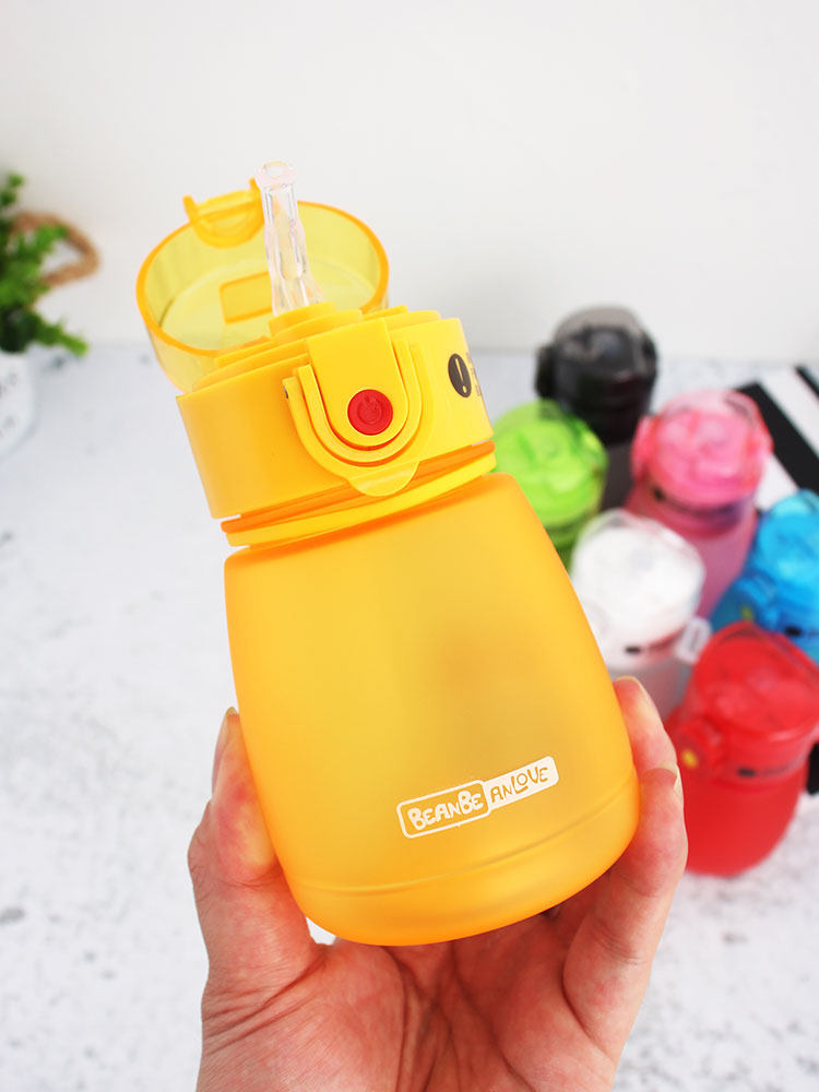 Korean version of the mini straw cup Adult children primary school students portable water cup simple and cute drop frosted plastic cup