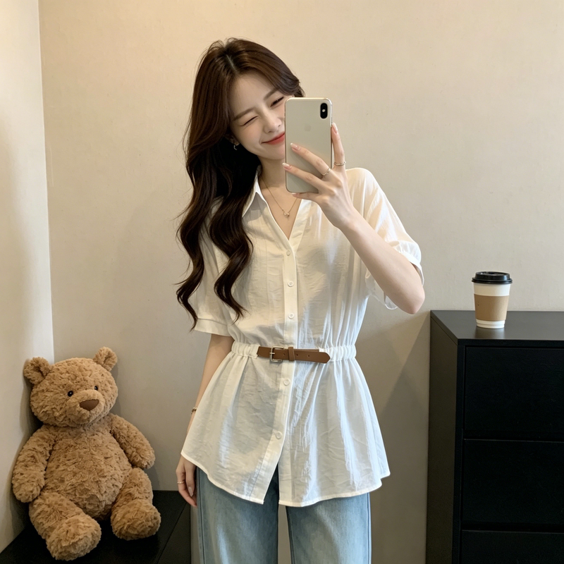 Plus-Size Commuter Style White Short-Sleeve Shirt for Women, Summer Design with a Stylish Turn-Down Collar and Waist-Cinching Belt, Fashionable Top