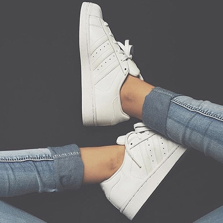 Adidas суперстар женские