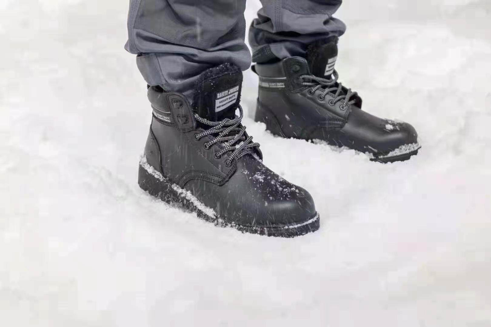 Safety Jogger warm labor insurance shoes cold-proof safety shoes men plus velvet electrician insulation shoes X1100N79