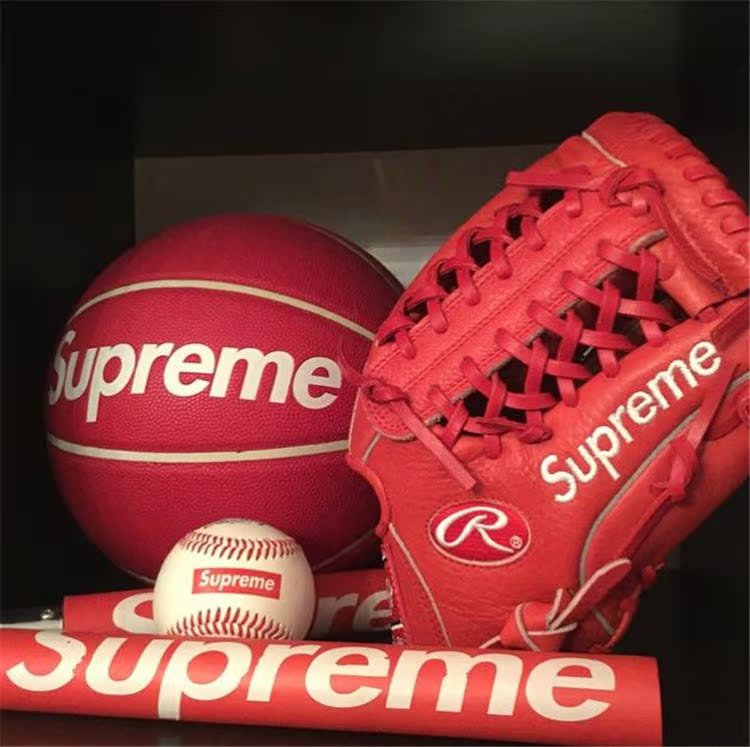 Баскетбольный мяч Supreme