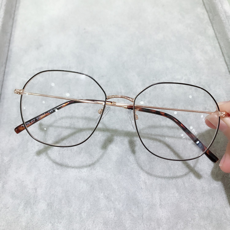 Kính đa giác siêu nhẹ gọng kính lớn cho nam và nữ thủy triều Phiên bản Hàn Quốc của kính gọng mỏng viền vàng retro kính gentle monster south side