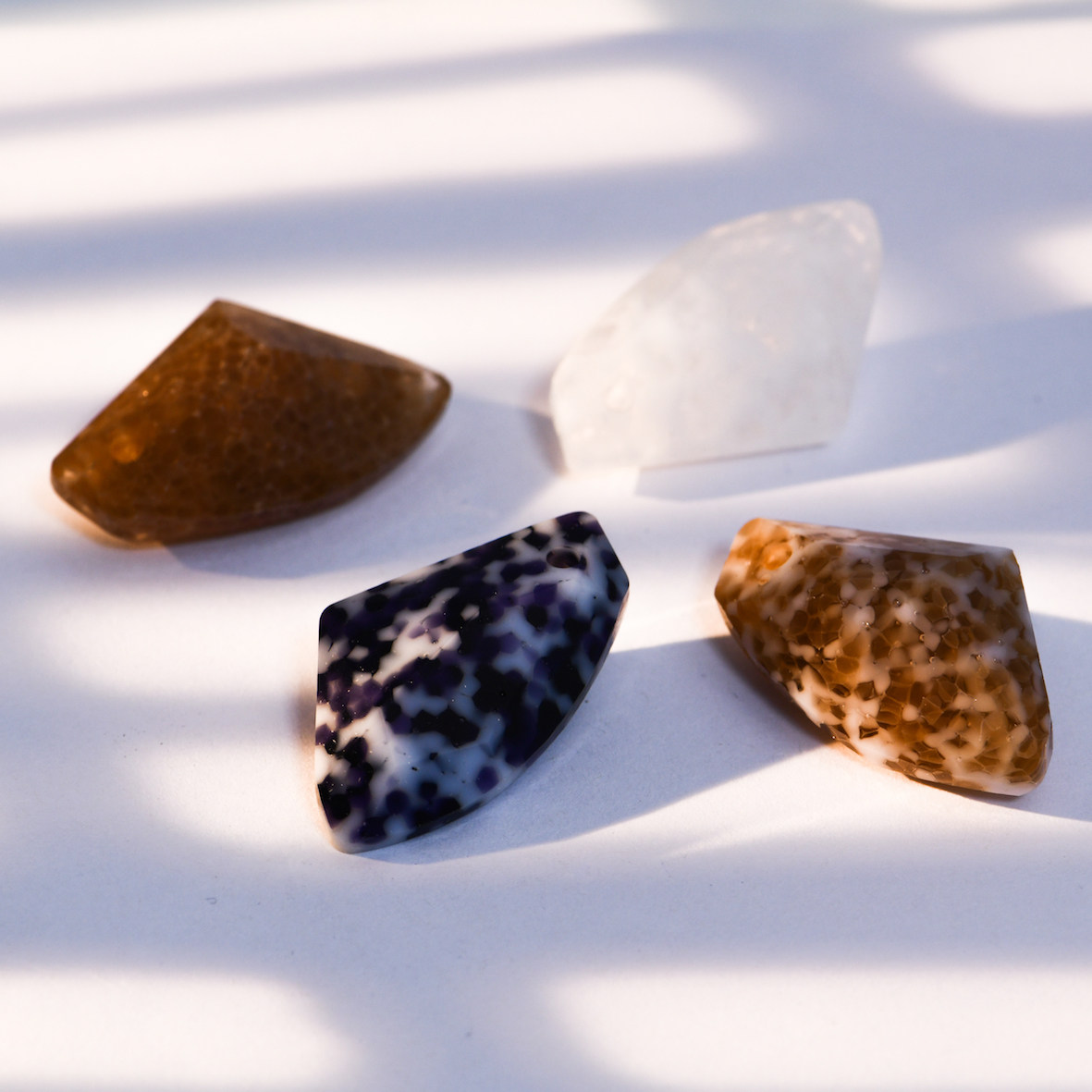 Shun Feng Spot Import Sch Austria Crystal more than 6656 Color Fan Face Polygon 39mm Pendant Diy Accessories