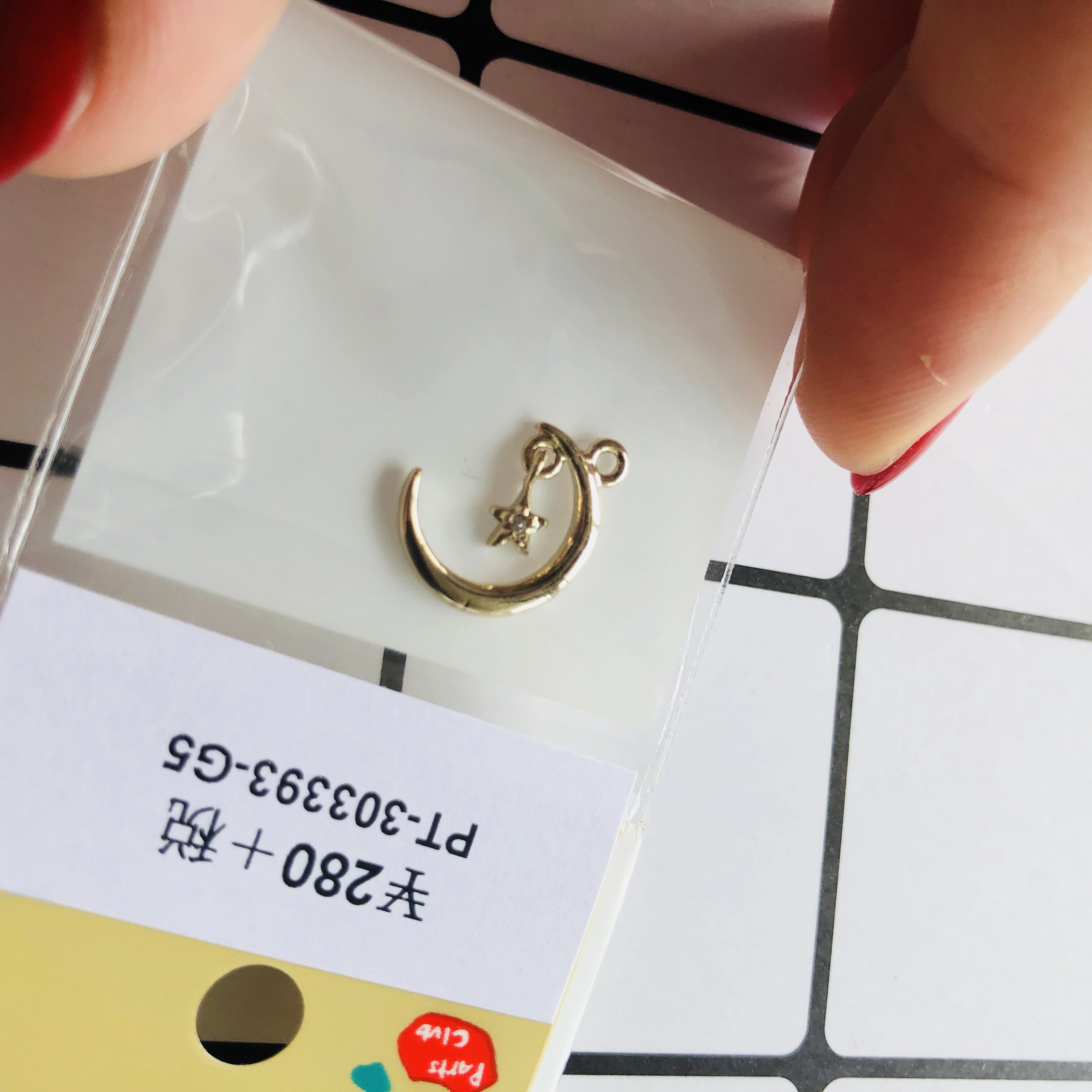 Shun Feng Spot Japan Parts Club Stars Moon Zircons Stone Adorned Earrings Diy Accessories