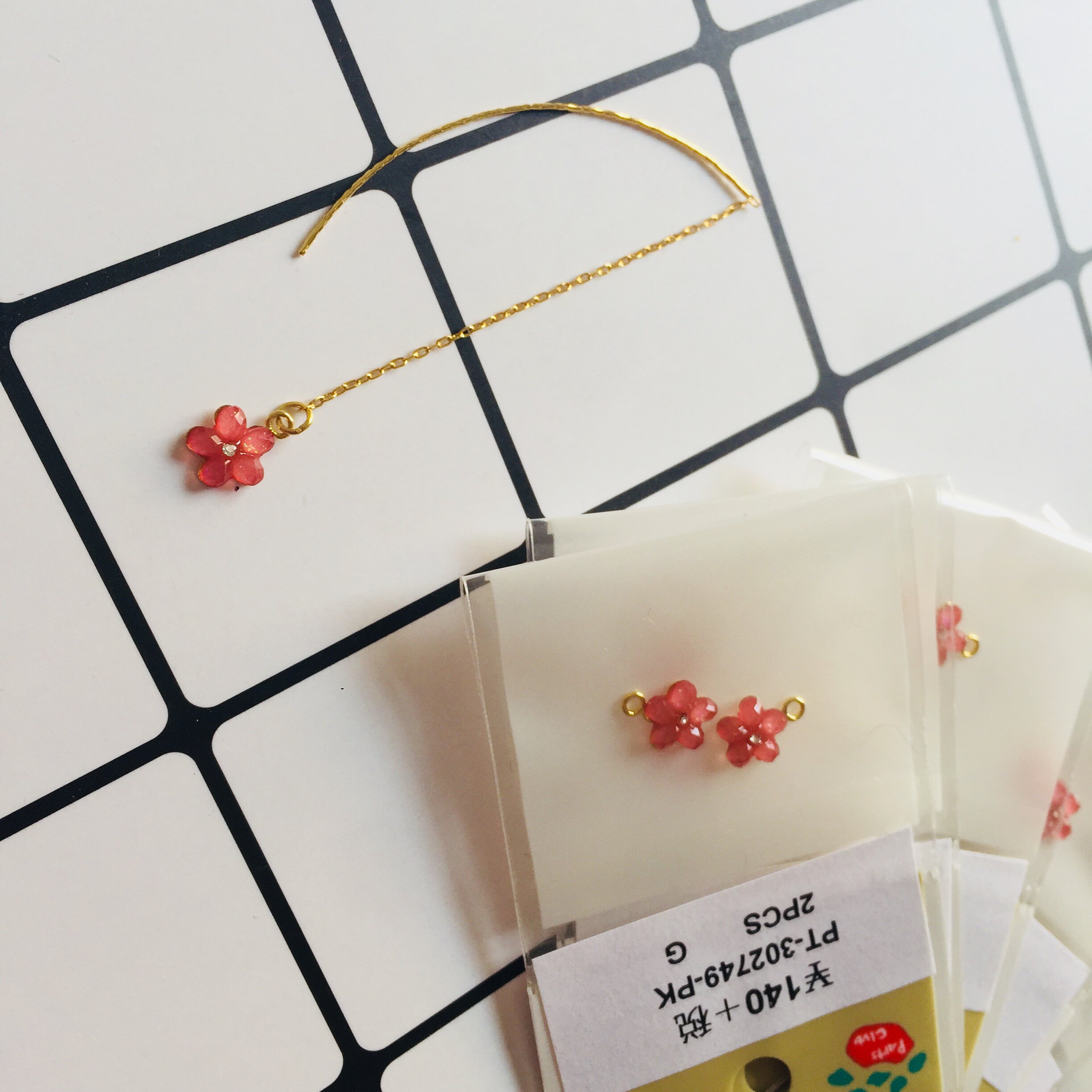 Shun Feng Spot Japan Parts Club Mini Cute Pink Little Flower Earrings Handmade Diy Accessories