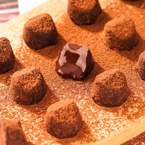 【甘滋罗】眨眼笑系列巧克力礼盒