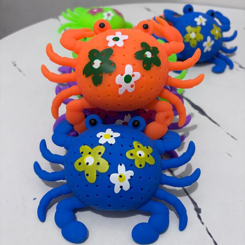 New Stress-Relief Toys: Swimming Water-Absorbing Children's Water Toys, Crab, Octopus, Pufferfish, Beach Indoor Bath Water-Spraying Toys