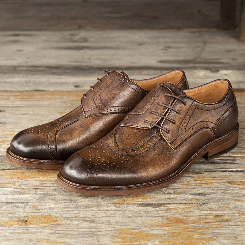 新品英伦商务正装休闲小皮鞋男布洛克款式鞋子百搭款手工雕花潮鞋