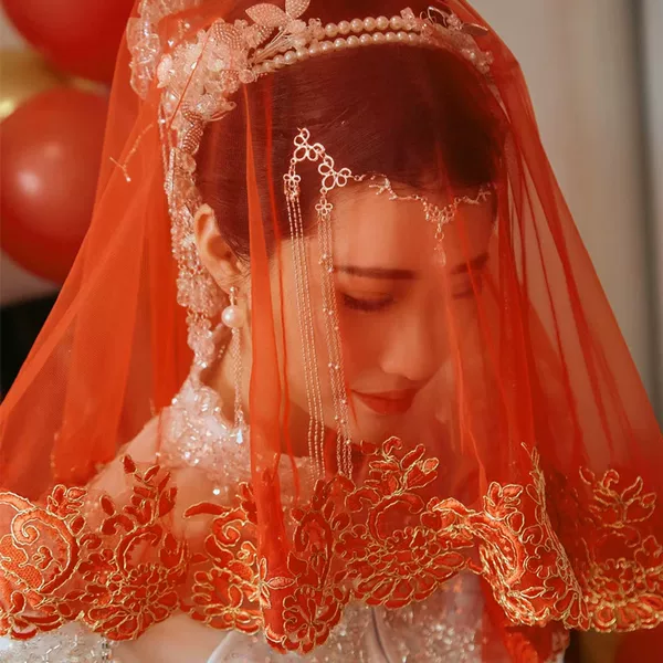 Товары от 衣纱夫人婚纱饰品