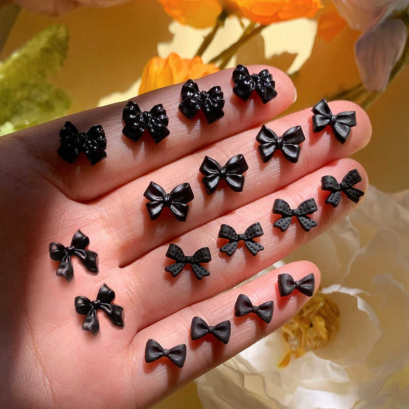 Nail Art Accessories Black Bow Three-Dimensional Simple Nail Stickers Internet Celebrity Hot Style Bow Finger Accessories Rhinestones Nail Art Accessories Black Bow Three-Dimensional Simple Nail Stickers Internet Celebrity Hot Style Bow Finger Accessories Rhinestones