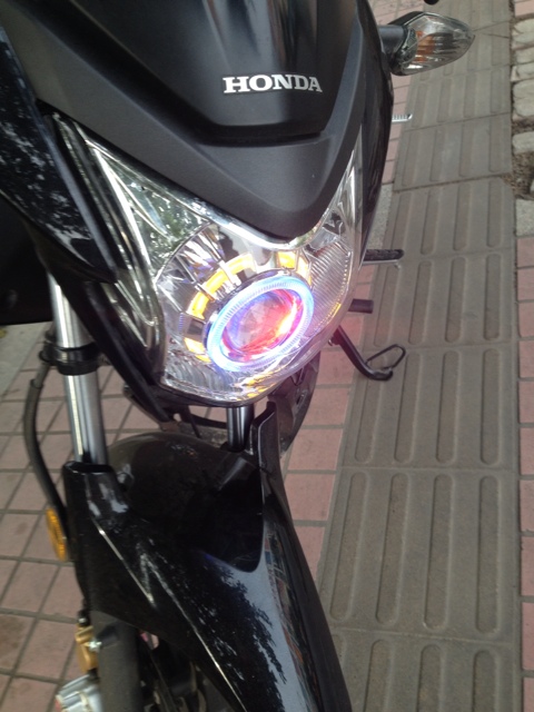X 影 X150 phantom Ares xe máy đôi ống kính ánh sáng Thiên Thần mắt ma quỷ Xenon đèn pha lắp ráp đèn xe siêu sáng