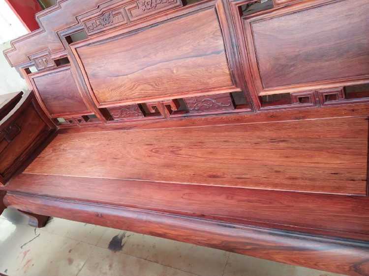 Sofa gỗ hồng trắng từng bước, gỗ hồng sắc của Ao, đồ gỗ gụ, đồ gỗ nguyên khối, gỗ hồng mộc Miến Điện - Bộ đồ nội thất sofa gỗ đơn giản