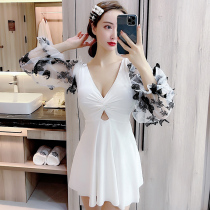 2021 new long-sleeved hot spring swimsuit female belly thin Korean ins Wind sexy conjoined fairy fan