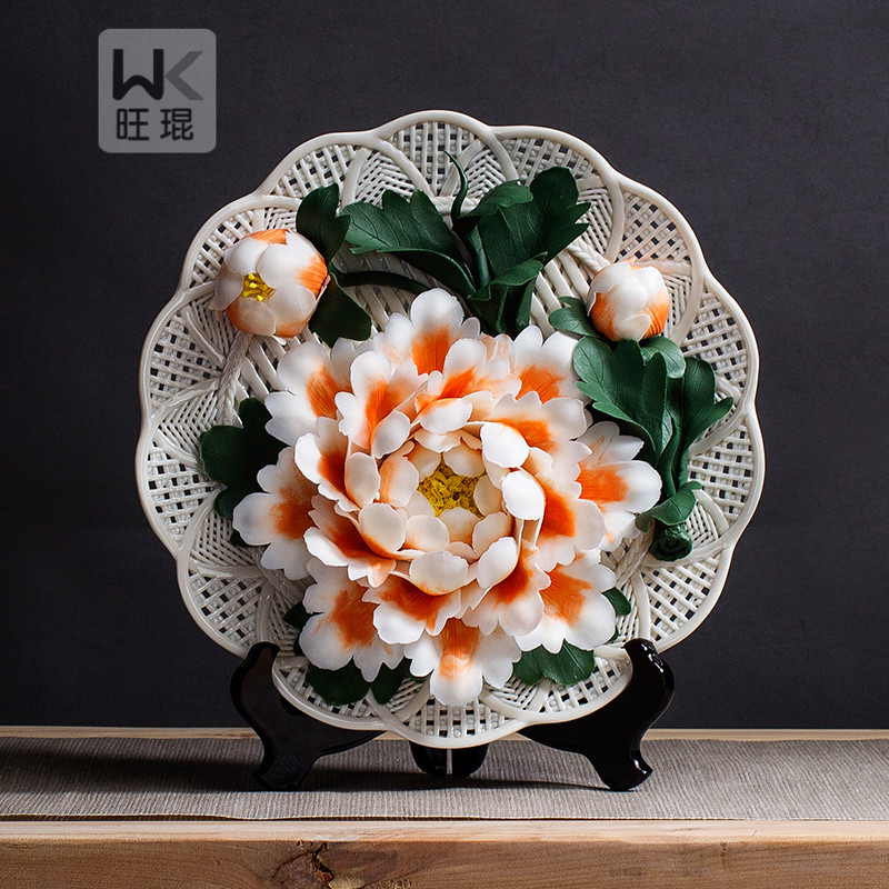 Handmade Dehua ceramic peony flower plate art flower hanging plate Craft gift creative living room decoration ornaments