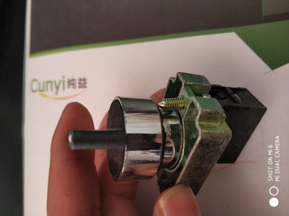 XB2-BD21 Manual reset lock knob switch NP2-BD41 Automatic reset selection button BD51 two gears