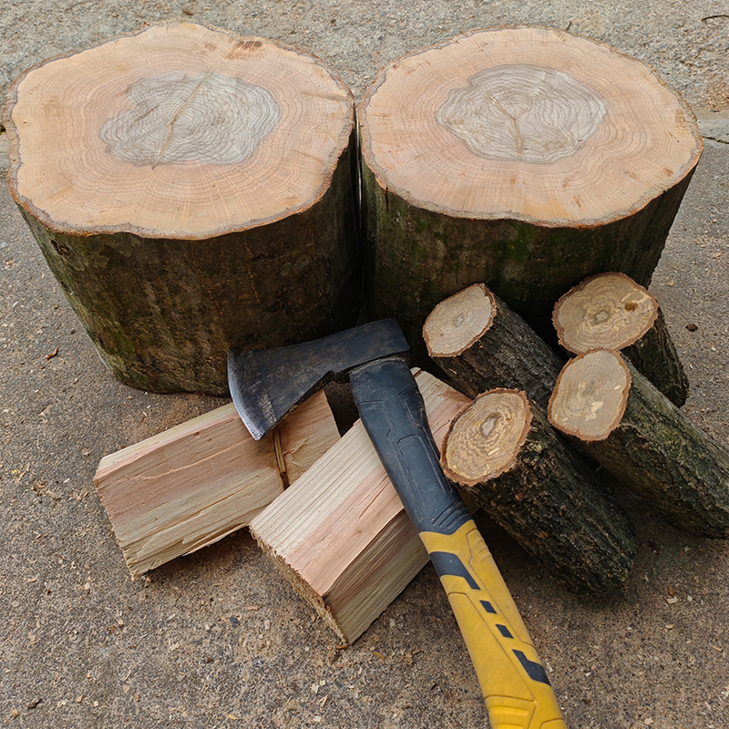 Guizhou Oak Greenwood Solid Wood Logs, Tree Stumps, Decorative Pieces, Firewood Logs, Firewood Stumps, Hard Wood Logs Guizhou Oak Greenwood Solid Wood Logs, Tree Stumps, Decorative Pieces, Firewood Logs, Firewood Stumps, Hard Wood Logs