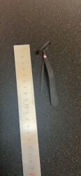 Did 3R 1/6 Scale Wwii German Gm645 Black-Shirted with a Small Round Badge on His Tie?