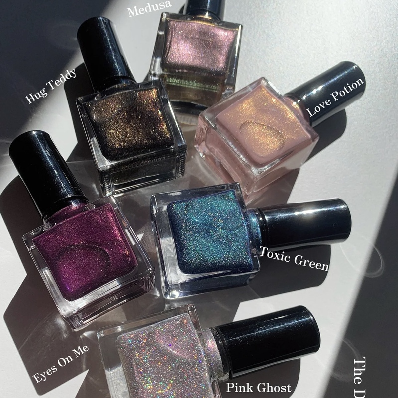 Japanese Native Niche Brand Illo Oily Nail Polish ins Popular Color Number Polarized Sparkling Atmosphere Japanese Native Niche Brand Illo Oily Nail Polish ins Popular Color Number Polarized Sparkling Atmosphere
