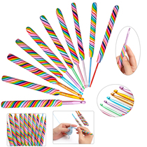 Rainbow Series DIY Woven Soft Pottery Handle Crochet Suit 2 0-6 5mm Laser Lettering Hook Needle Tool Suit