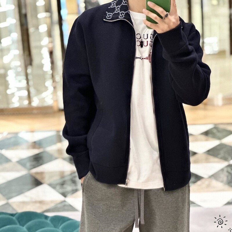 Gucci New Classic Lined Sweater with Monogrammed Double g Letters Knitted Cardigan for Men and Women