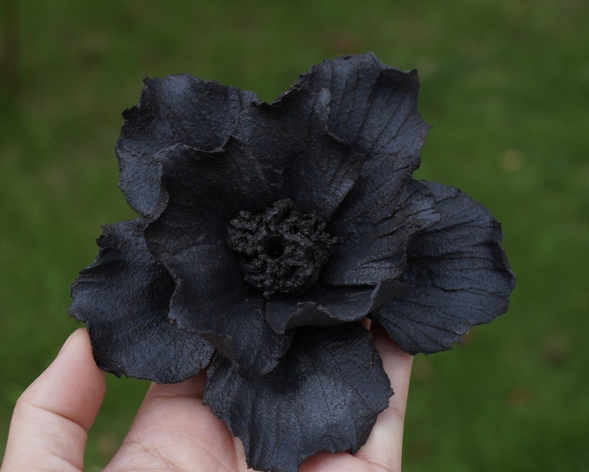 Wo page Jingdezhen pure handmade black box with clay hand pinch of petals and fragrant inserts of incense stick-Taobao