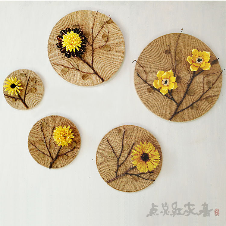 Flower good moon round yellow tie hemp rope round handmade decorative painting Southeast Asian home wall decoration dry flower porch wall decoration
