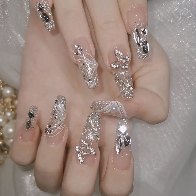 Fake Nail Patches Finished in Silver Glitter, Dazzling and Brightening, Butterfly Rhinestones, Bridal Detachable Handmade Wearable Nail Art Fake Nail Patches Finished in Silver Glitter, Dazzling and Brightening, Butterfly Rhinestones, Bridal Detachable Handmade Wearable Nail Art