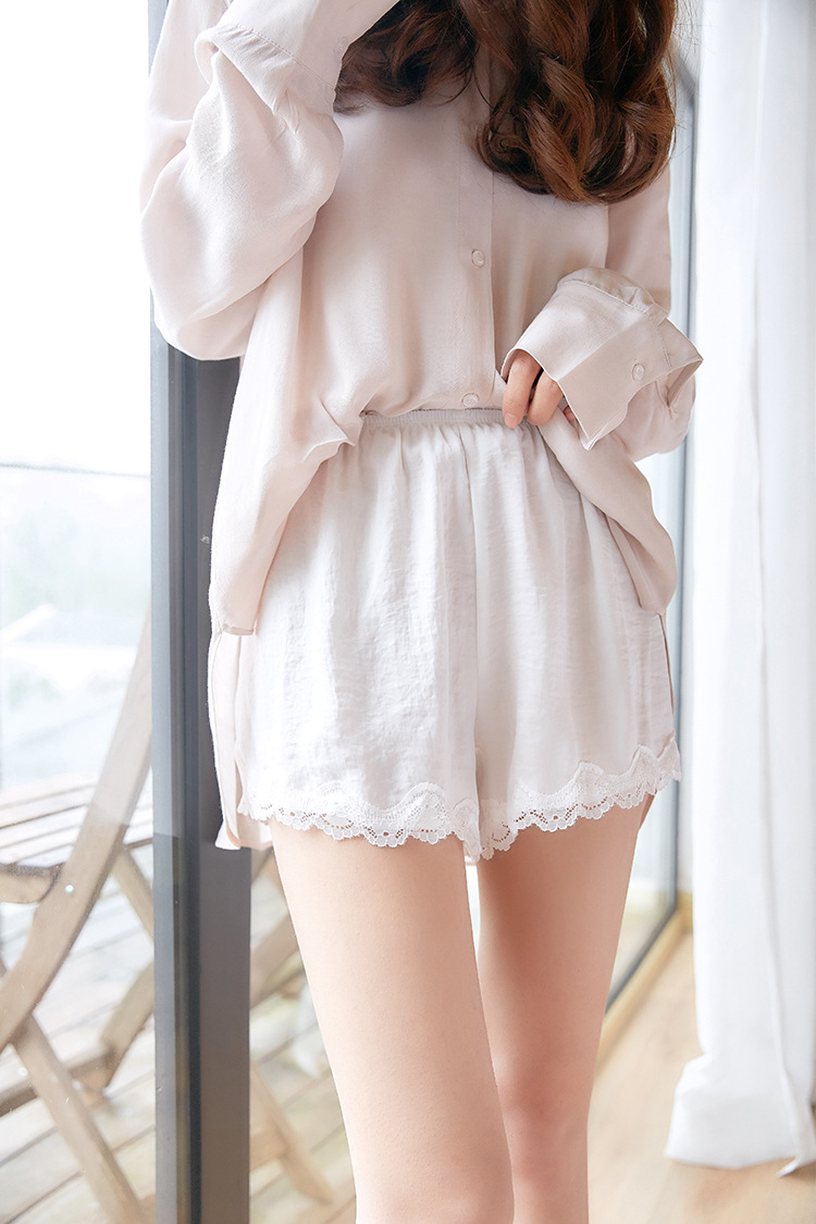 Mùa hè 2018 mới quần short lụa mờ ren ba điểm quần an toàn mỏng chống sáng bên ngoài mặc legging quần ngắn nữ