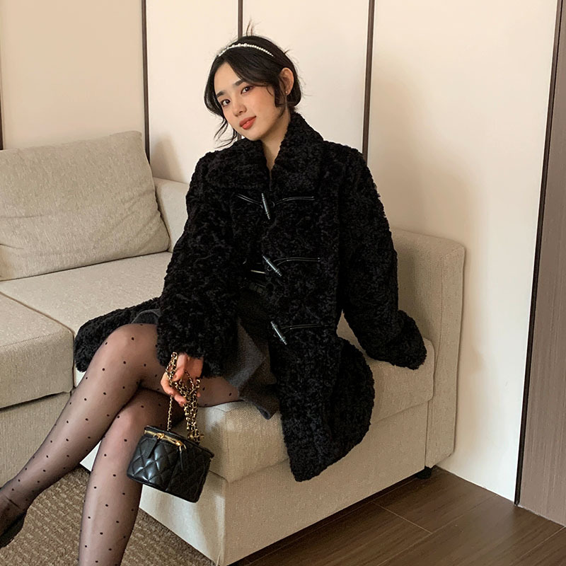 Tomato Man (Brand Name) Luxury Area Same Style Cotton Coat with Lapel, Faux Lamb Fur Coat for Women, Fur Integrated, Loose Mid-Length Style