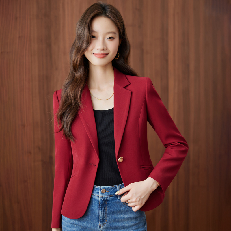 Short Red Blazer for Petite Women, New Autumn Design, Unique Style, Versatile and Suitable for Work