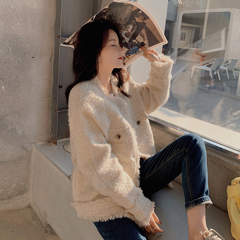 Small fragrant wind jacket 2022 The new women's spring autumn season French style name Yuanyuan Xiao 100 hitch a short and coarse blouses