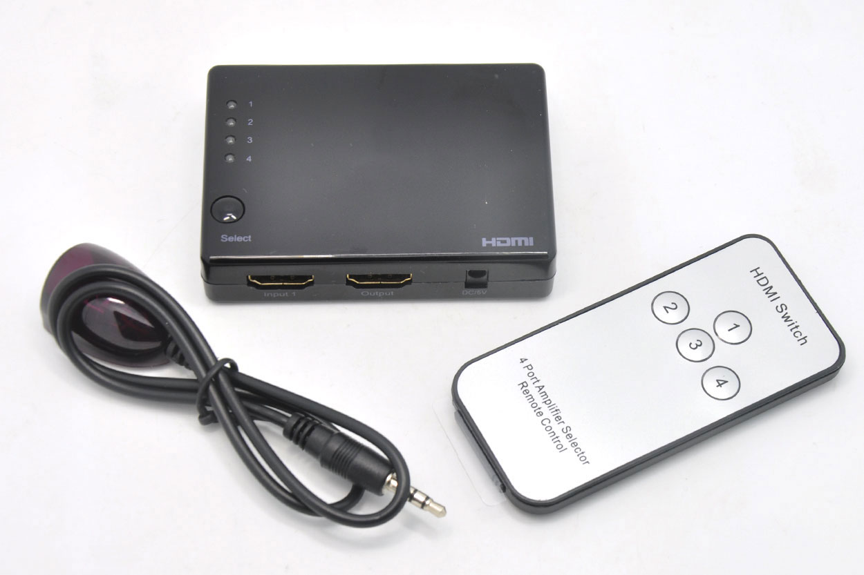 Qingzhou bear crossover HDMI switcher four in one out HD HDMI KVM 4 x remote control switcher