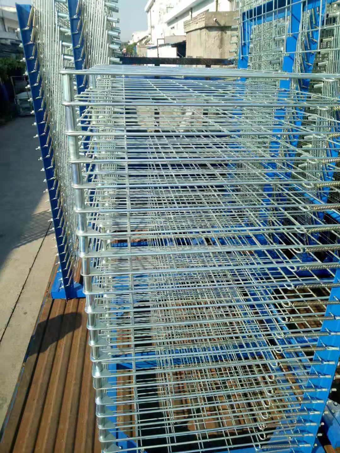 Factory direct sales customized 12-layer thousand-layer rack drying rack with wheels movable multi-function rack