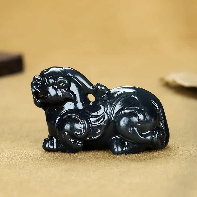 Xinjiang Hetian Jade Ink Jade Poly Black Blue and White Pixiu Pendant Lucky Lucky Beast Pendant Su Gong Natural 23 12g