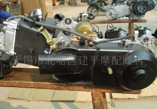 Application of the engine assembly of the McCotter light-yang original luxury GY6-125 pedal locomotive