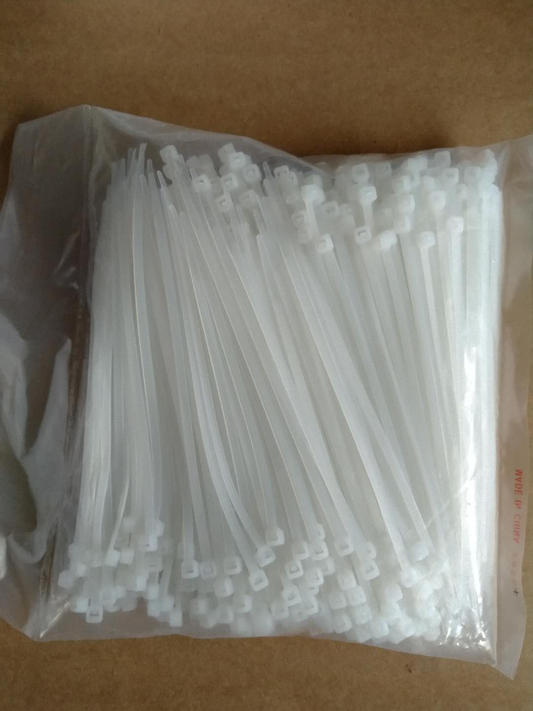 Logistics tag cable tie 5*150 a pack of 500