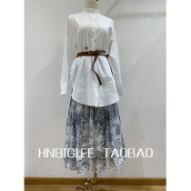  Simple BAI tie~Classic stand-up collar shell buckle opening and closing bee embroidery front short back long Tongle temperament cotton shirt