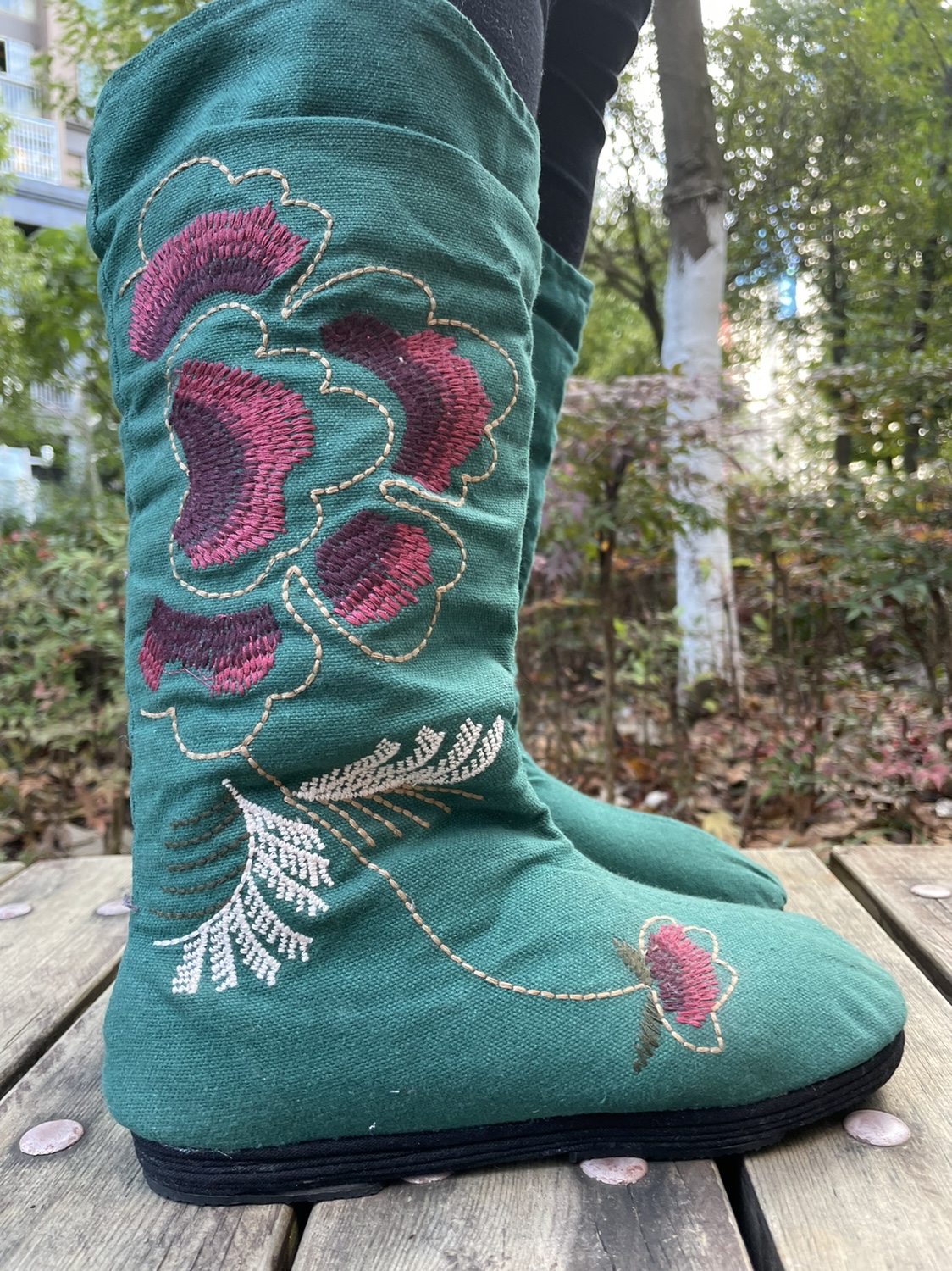 Green 35 yards high cylinder boots Floors Bottom Linen Embroidered Shoes Woman Square Dance Cloth Shoes Spring Autumn Winter Warm Double Layer Thickening