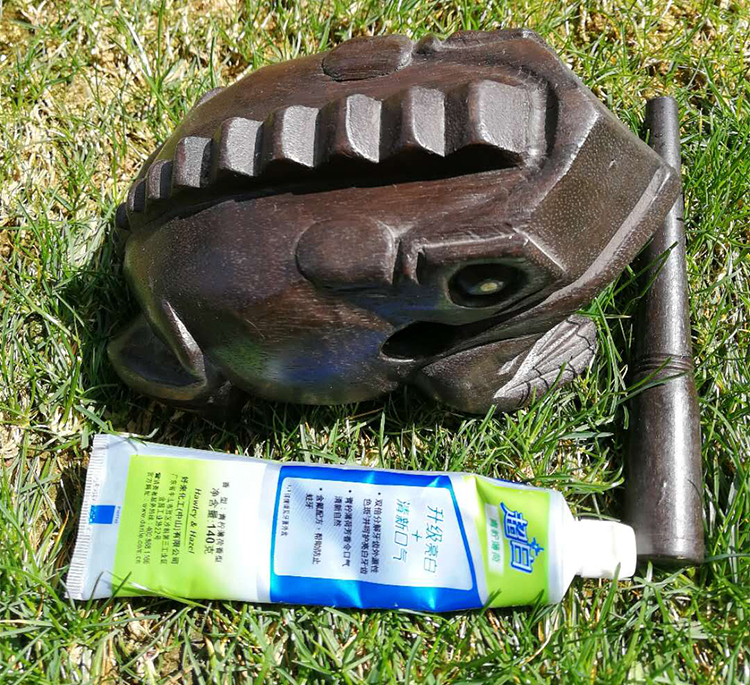 Thai craft gift decoration No 7 Lucky Frog Overseas handicraft decoration Lucky Frog birthday gift souvenir