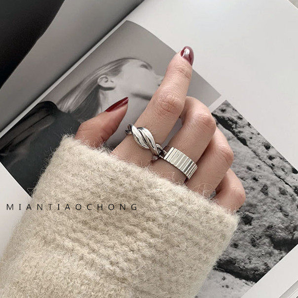 925 sterling silver ring female index finger ins tide European and American bloggers cold organ twisted simple personality adjustable ring