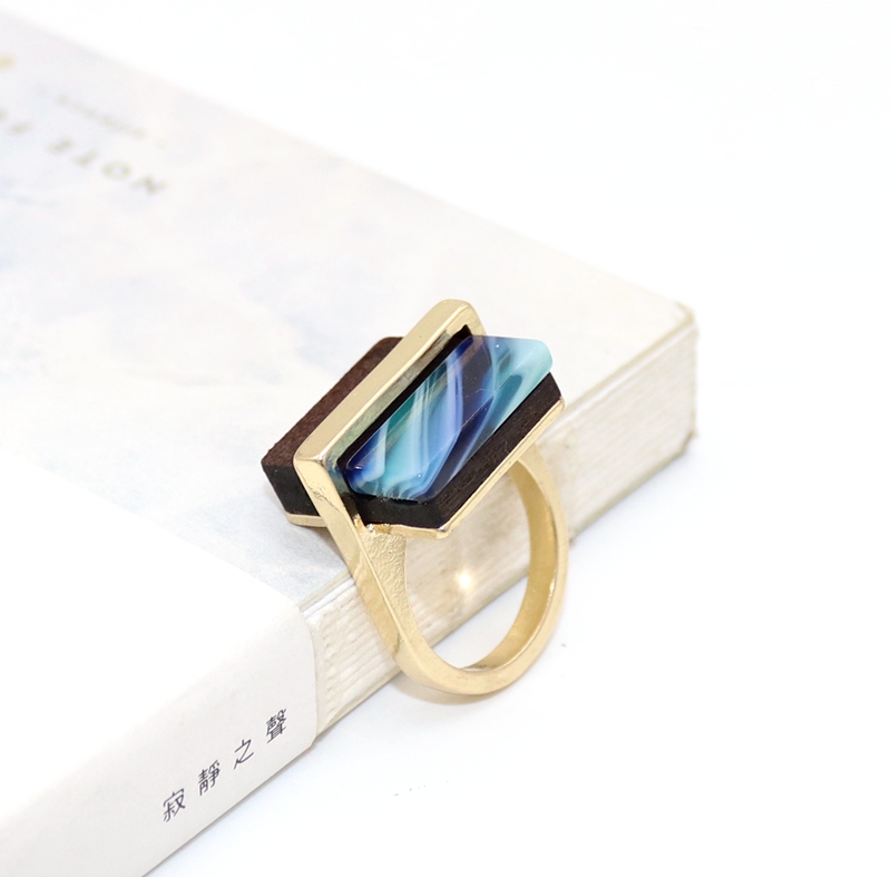 Vintage Style Geometric Alloy Acetic Acid Plating Women's Rings display picture 2