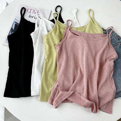 In summer, a sexy and breathable solid-colored beautiful back mini vest is suitable for women. Wear a loose and slimming halter top over it and pair it with a base layer top