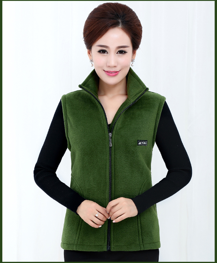 Mùa thu và mùa đông lông cừu vest nữ vest vest vai áo khoác lông cừu nữ cardigan thể thao ngoài trời mẹ tải trung và già váy đầm cho người 60 tuổi