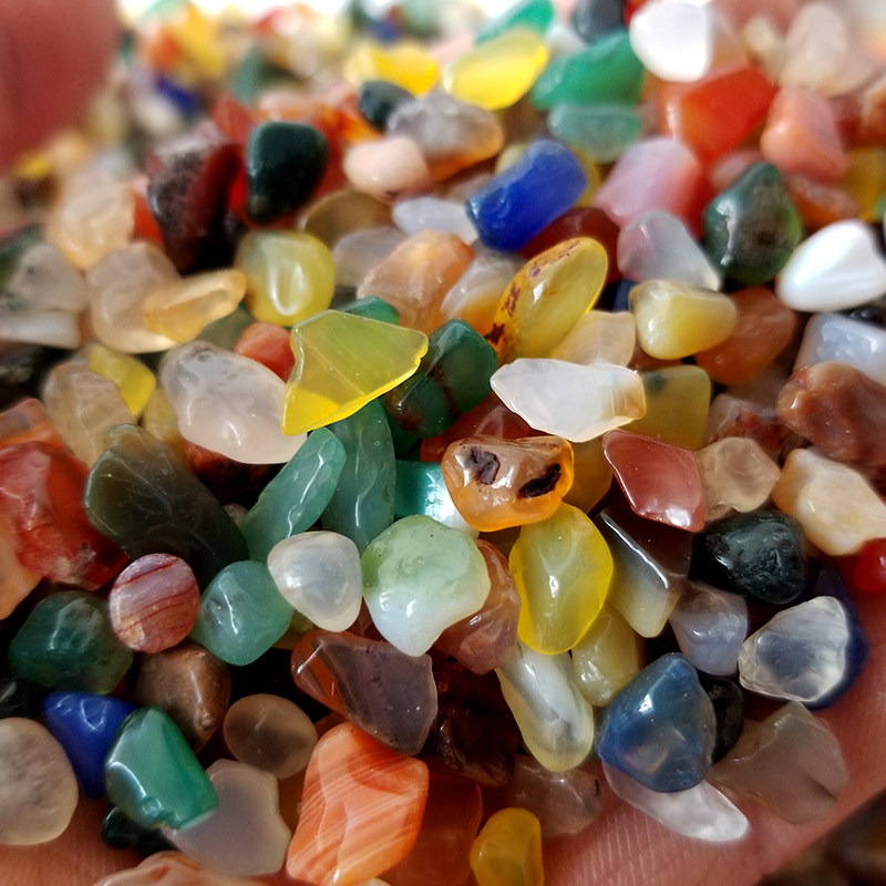 Tibetan Buddhism Mysteries dedicated to Manza Seven colorful stone clothes Tibetan Buddhist family Seven Treasure Eight for natural colour stones not to be colored 1 catty