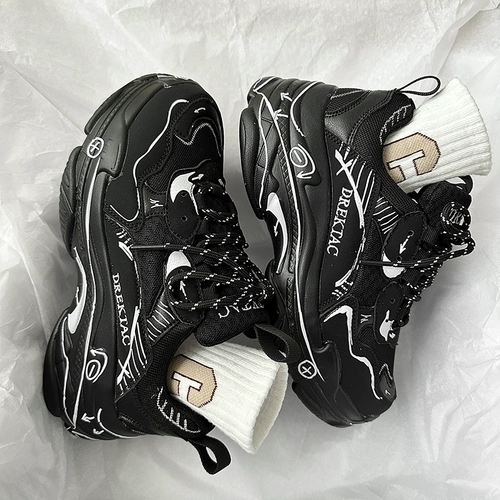 Daddy Shoes Male Ins, модные летние воздухопроницаемые универсальные ins -ввентилированные сетевые туфли толстые дно увеличить спортивные туфли черные сетки