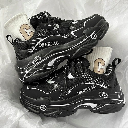 Daddy Shoes Male Ins, модные летние воздухопроницаемые универсальные ins -ввентилированные сетевые туфли толстые дно увеличить спортивные туфли черные сетки