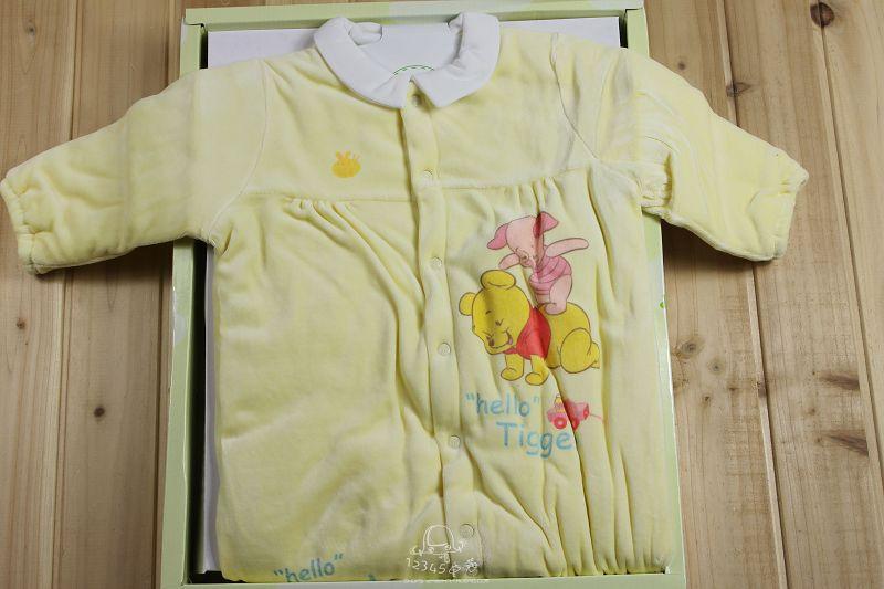 Coffret cadeau pour bébé - vêtements - Ref 1978710 Image 49