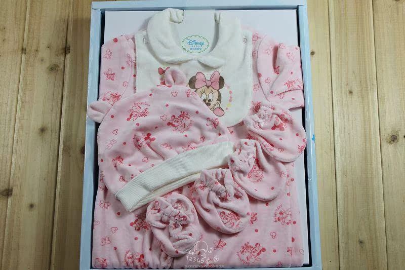Coffret cadeau pour bébé - vêtements - Ref 1978710 Image 22